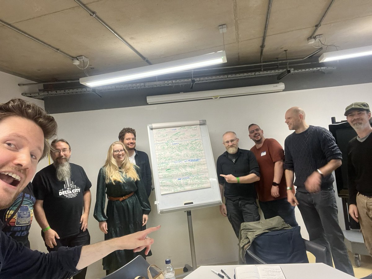 Had a brilliant time at <a href="/EdgeLitDerby/">Edge-Lit</a>, big thanks to <a href="/lifeofholly/">Holly Blades</a> plus everyone who came to my weird workshops and helped me draw up this deranged worldbuilding document. The Shrew People of Shard 7 and their parasitic hydrogen sperm will visit me in my nightmares.