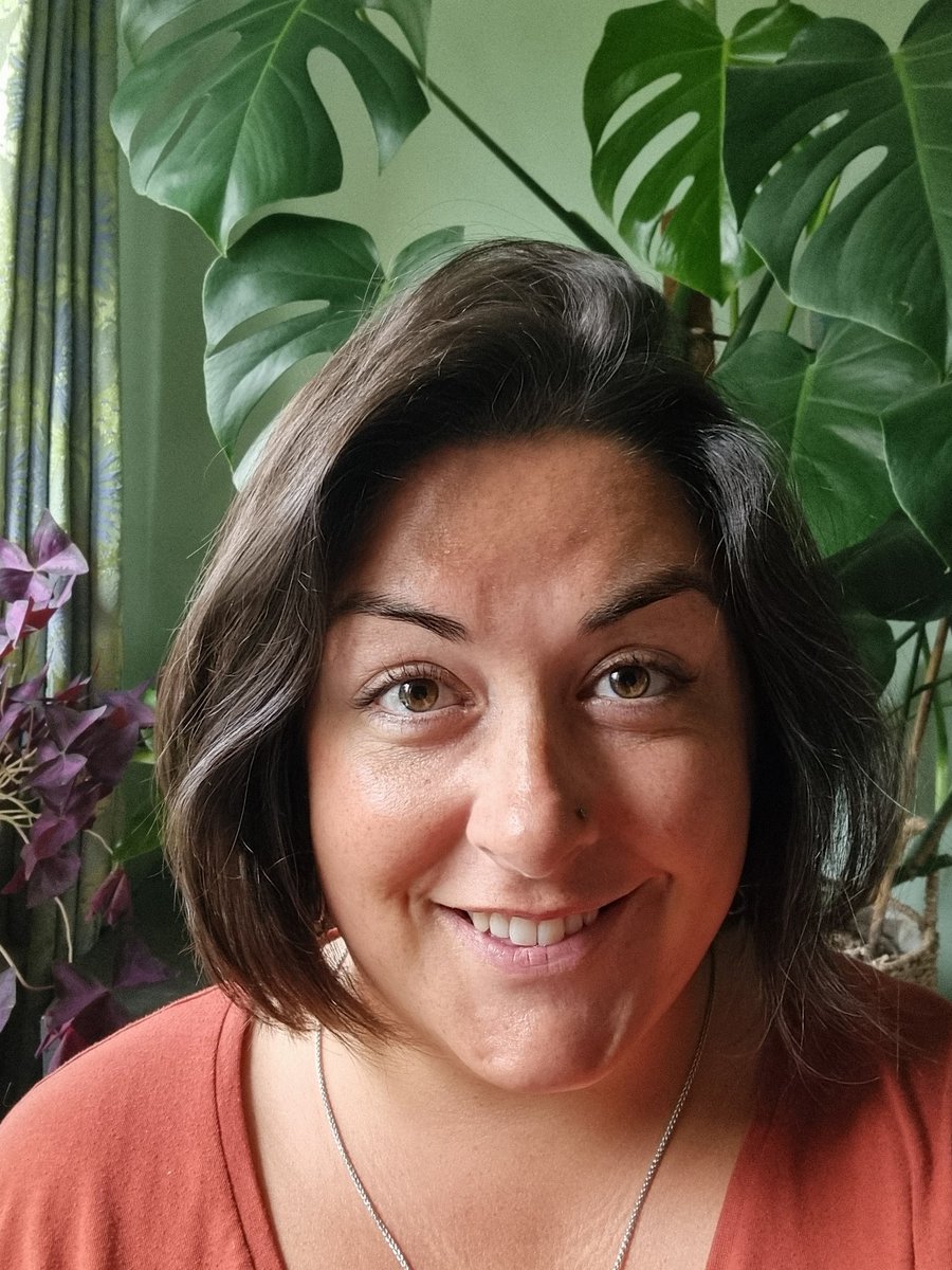 I'm back in my jungle office, tackling my rather full inbox &amp; get ready for induction &amp; teaching.

I can't thank my amazing team enough for their love &amp; support (&amp; for covering my work) while I tried to process the traumatic death of my Dad 14 weeks ago.

See you soon @PUNC14!