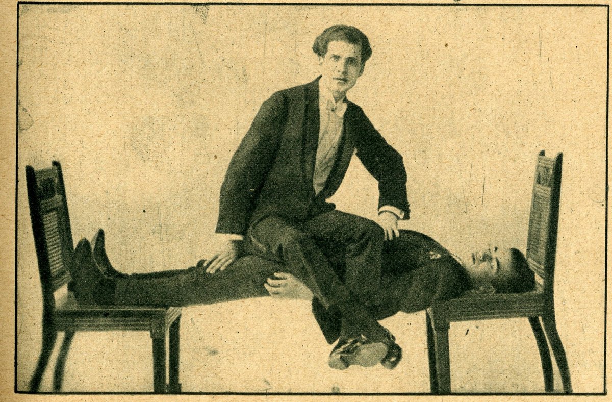 We are looking forward to seeing you all this Thursday at 6 pm for the start of our new lecture season! We'll be joined by <a href="/RaphaelCormack/">Raph Cormack</a>, who will be talking about hypnotists and jinn in 1930s Cairo.
shorturl.at/vqyMI