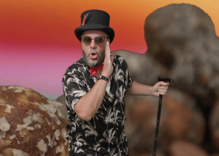 poorlydrawnTM's tweet image. (legend has it, nobody actually knows what praline is)

#taskmasternz