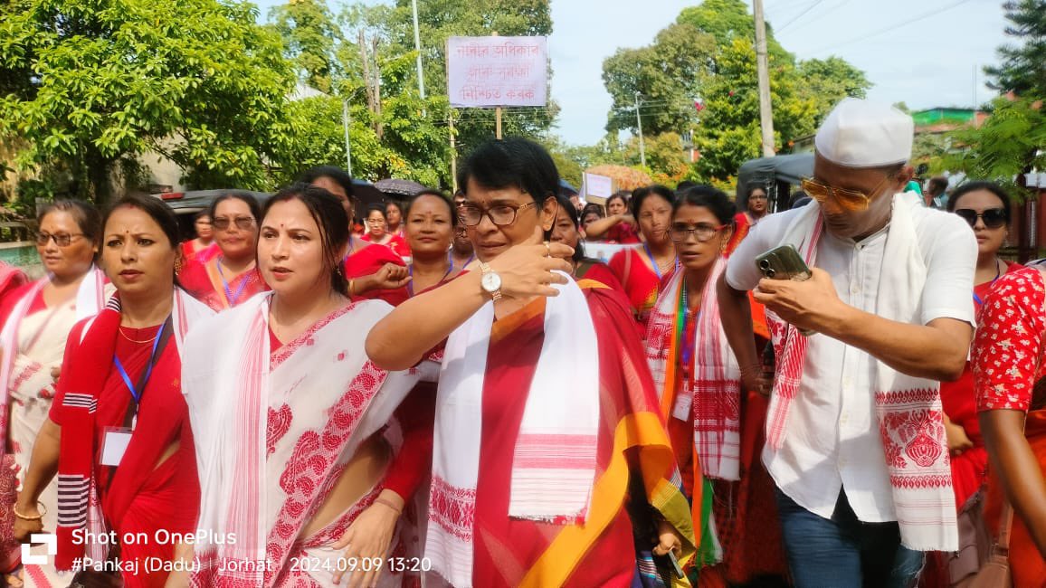 borthakur_mira's tweet image. #Narimangenyay 
#StopViolenceagainstwomen #Nyaykihaqmilnetaq 
@LambaAlka 
@JitendraSAlwar 
@MahilaCongress