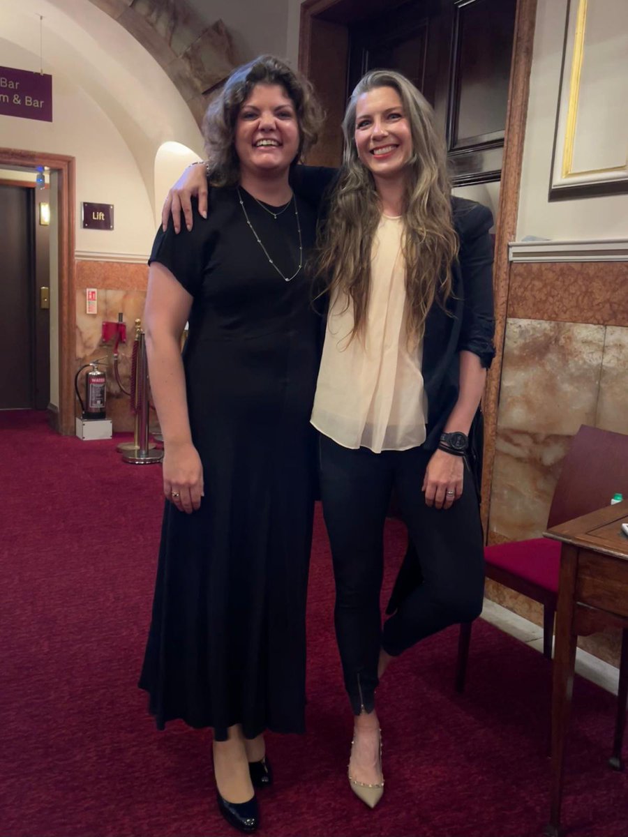 HP Foundation Trustee <a href="/ruthkminton/">Ruth K Minton</a> and Foundation Manager Lissy Kelleher-Clarke reunited!

🎶 Meet them at the upcoming Symposium hosted by the Foundation at <a href="/TungAuditorium/">The Tung Auditorium</a> in November: ow.ly/7LLr50TiHEQ

#musicaccess #HPFoundation #classicalmusic #musiceducation