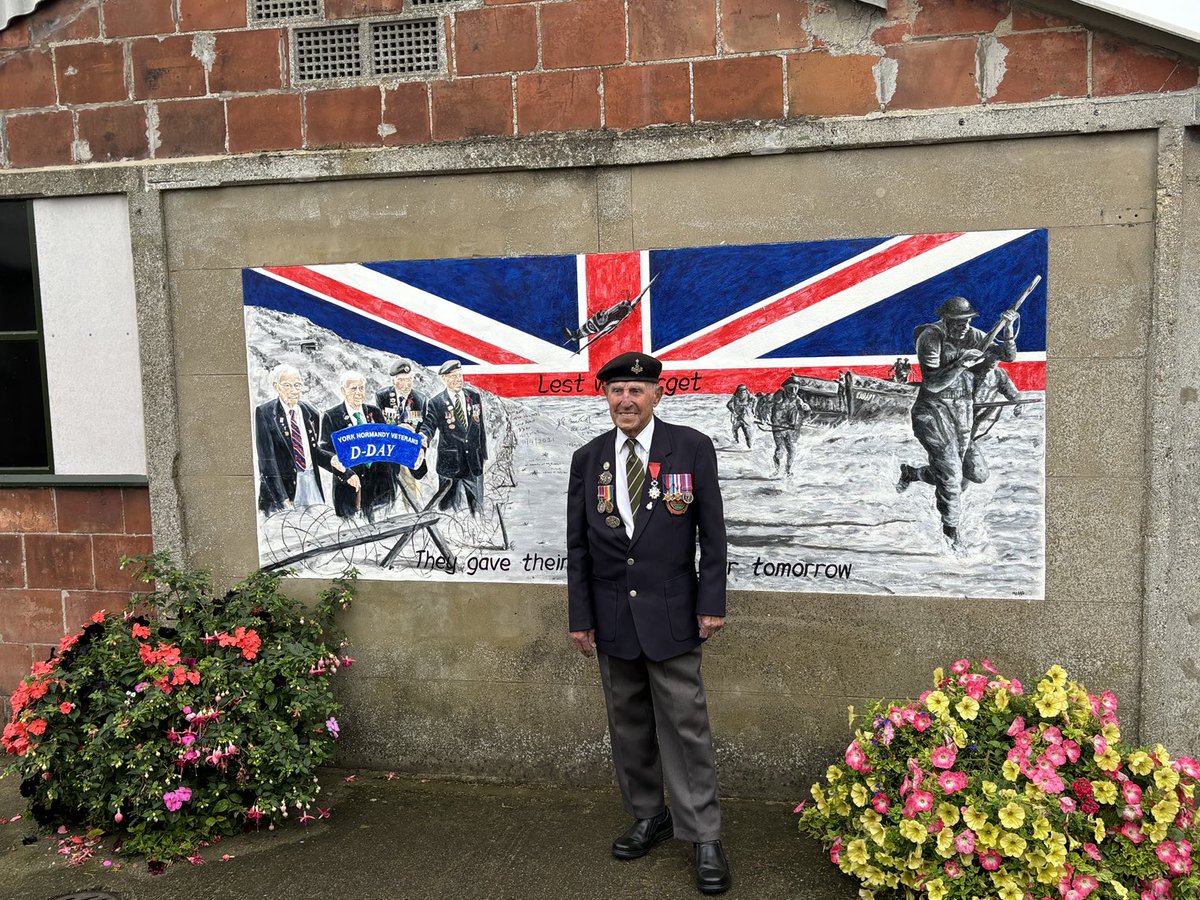 York Normandy Veteran Ken Cooke at Eden Camp yesterday following the Service of Remembrance and Thanksgiving at which he was presented with a portrait by Artist Nel Brooks and accepted one on behalf of the family of his late friend Flying Officer Douglas Petty. A wonderful day.