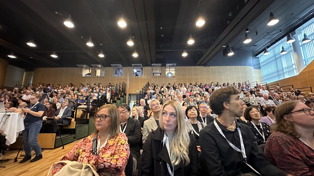 ExLibrisGroup's tweet photo. Pepa Atanasova @UCPH_Research talks #factuality in the age of #generativemodels at the #IGeLU2024 keynote. Must-watch for anyone working with info in the digital age! https://t.co/5h1TXwxdPO