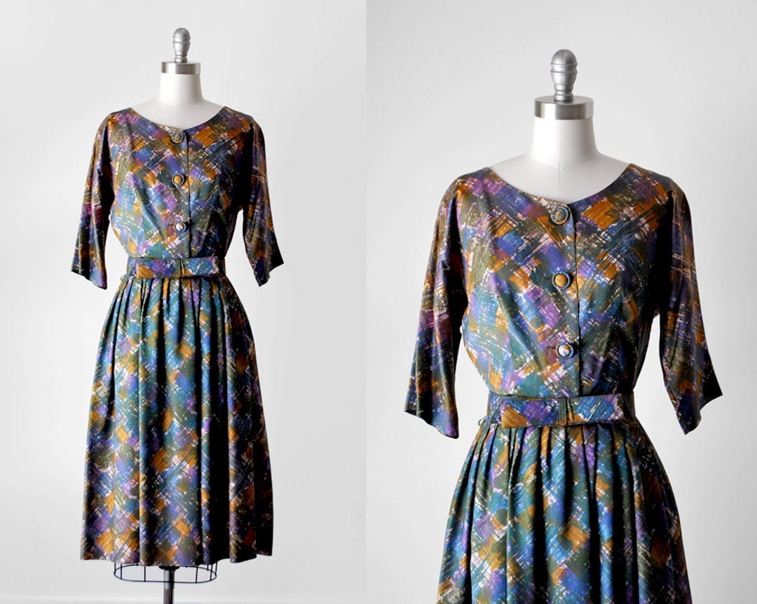 heirloomen's tweet photo. vintage 50's dress. watercolor print. 1950 full skirt dress. purple, blue, orange. bow. by heirloomen https://t.co/XTSWc4wTni https://t.co/WNi7pqkwgw