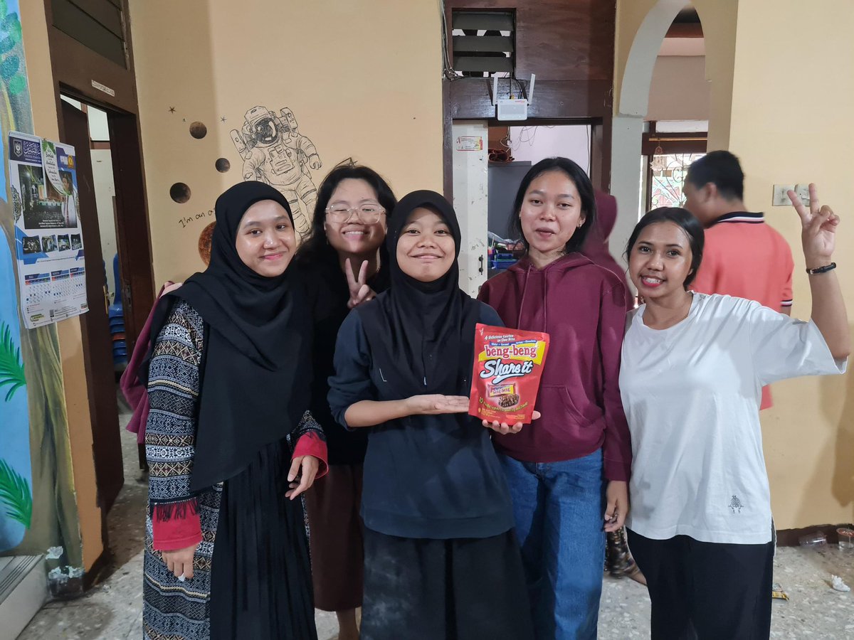 ✨Happy New Week✨

The IHF family wishes you a happy week ahead, filled with smiles and joy! 🙏🏽