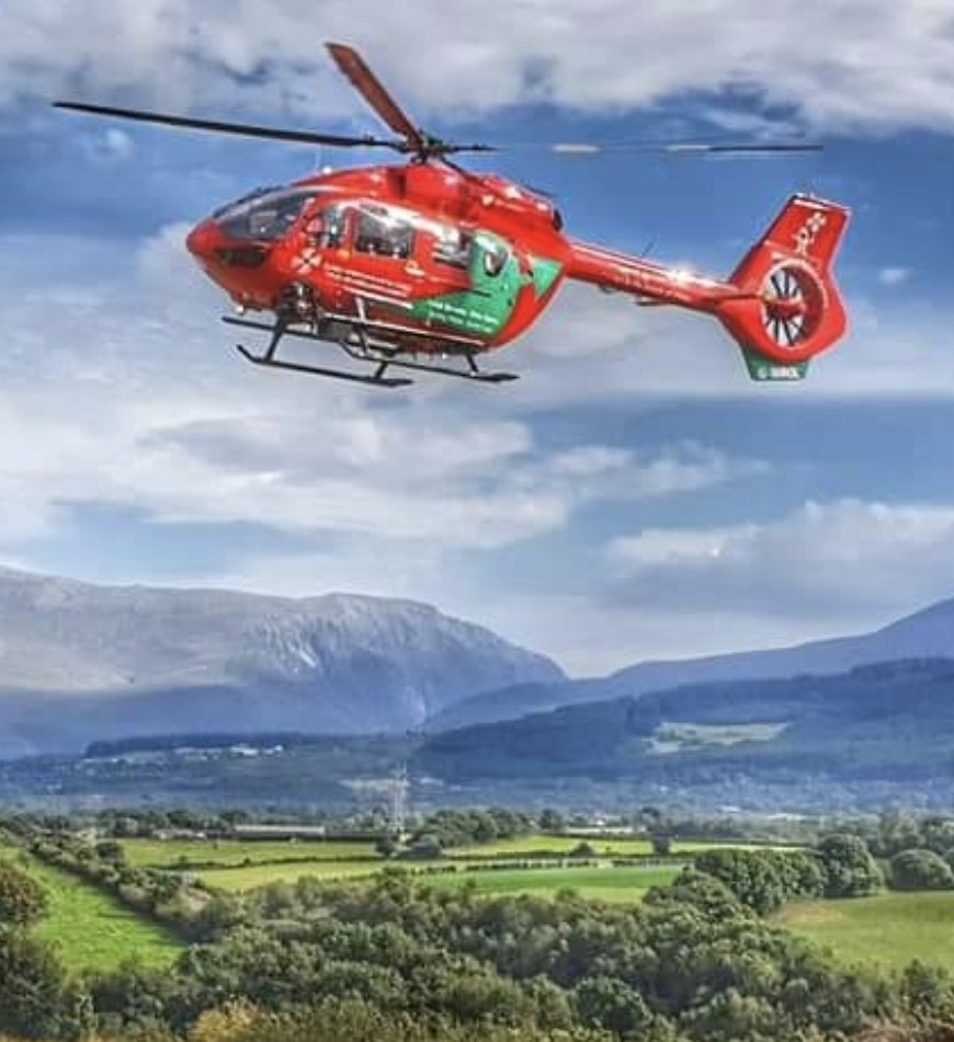 Today is 09/09 and also 999 day.
Thank you to our emergency service partners for their support when they are tasked to 999 calls across North Wales #999 #rnli #emergency <a href="/air_ambulance/">Wales Air Ambulance Charity</a> <a href="/YGEDBangor/">Ysbyty Gwynedd ED</a> <a href="/HheadLifeboat/">RNLI Holyhead Lifeboat Station</a> <a href="/NorthWalesFire/">Gwasanaeth Tân ac Achub Gogledd Cymru</a> #Anglesey #northwales #Wales