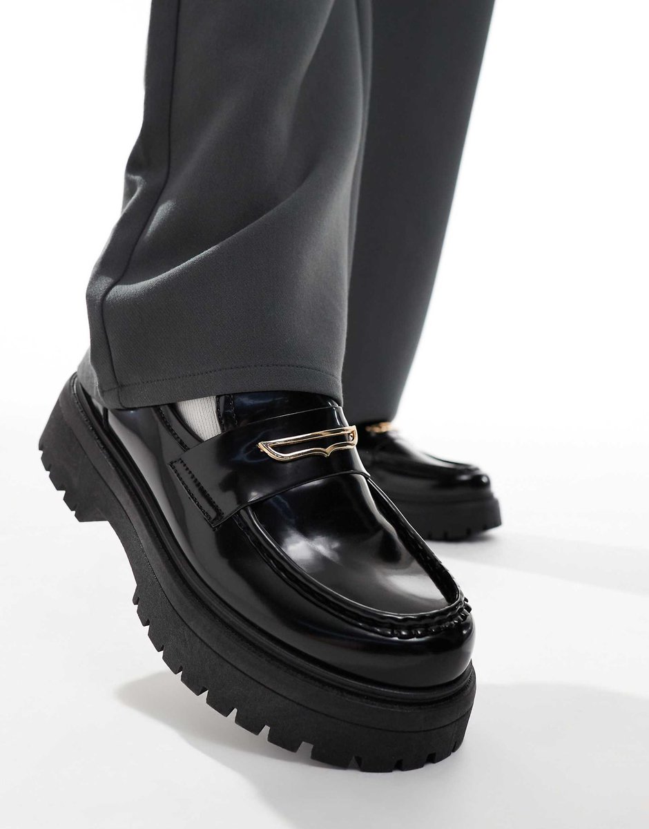 CaminoTV's tweet photo. Des mocassins bien mignon bien classe pour la rentrée 🤩

Lien affilié : https://t.co/Amk6KLudV8 (45€) https://t.co/BO3CsgGE6w