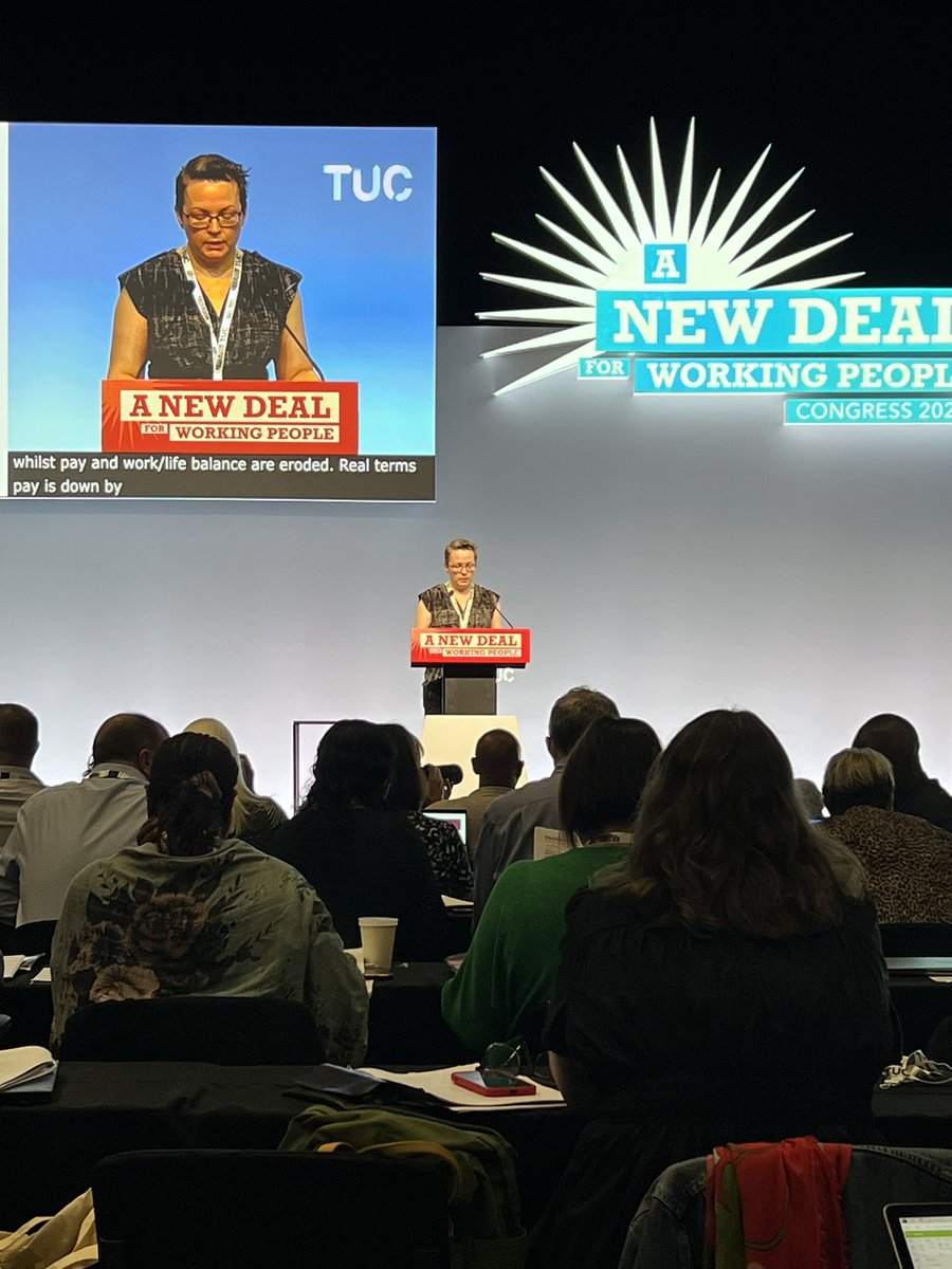 PaulWhiteman6's tweet photo. @NAHTnews President Rachel Younger shattering the myth that ULTs plans to offer an alternative pension scheme is a choice. Choosing poverty now or financial fragility in old age is no choice at all. Nor is it for workers to solve the problem of underfunding by giving up value. https://t.co/cNsIippRbX