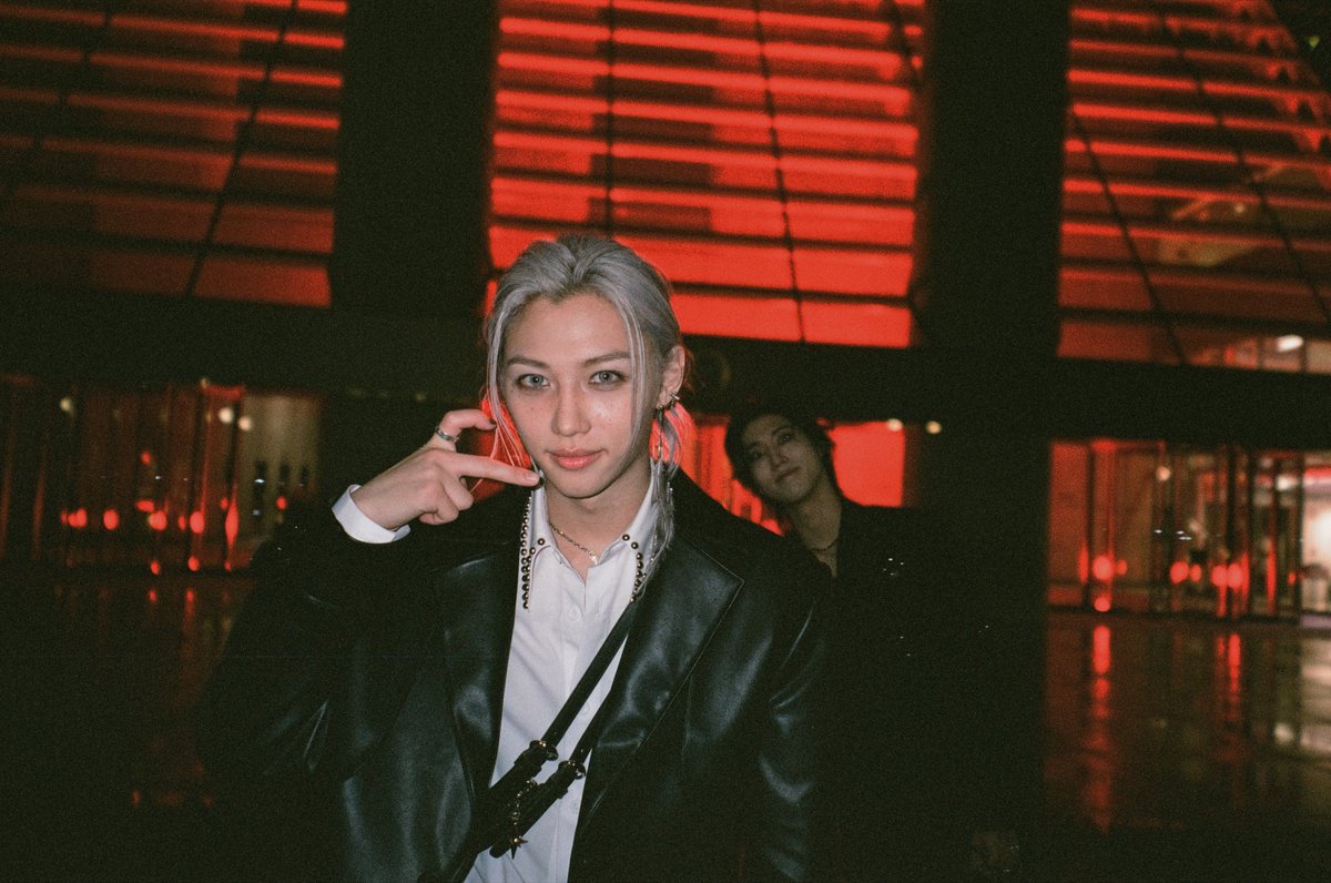 Stray_Kids's tweet image. 🎯 "Chk Chk Boom" M/V .zip 🎞

#필릭스 #Felix

#StrayKids #스트레이키즈
#ATE
#ChkChkBoom
#YouMakeStrayKidsStay