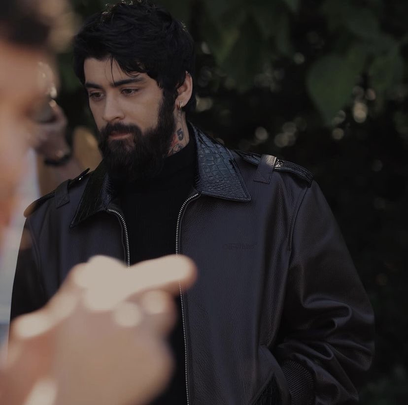 Zayn Malik Updates tweet media