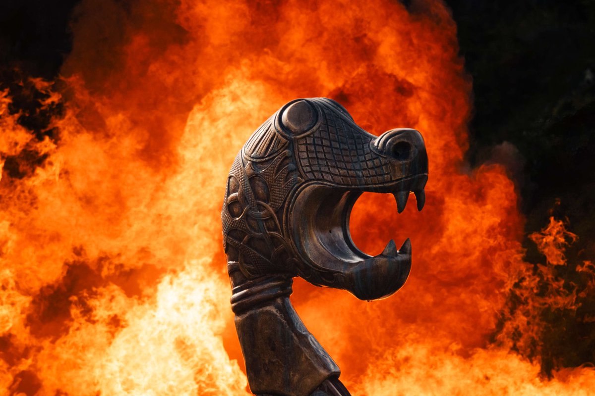 Puy du Fou tweet media