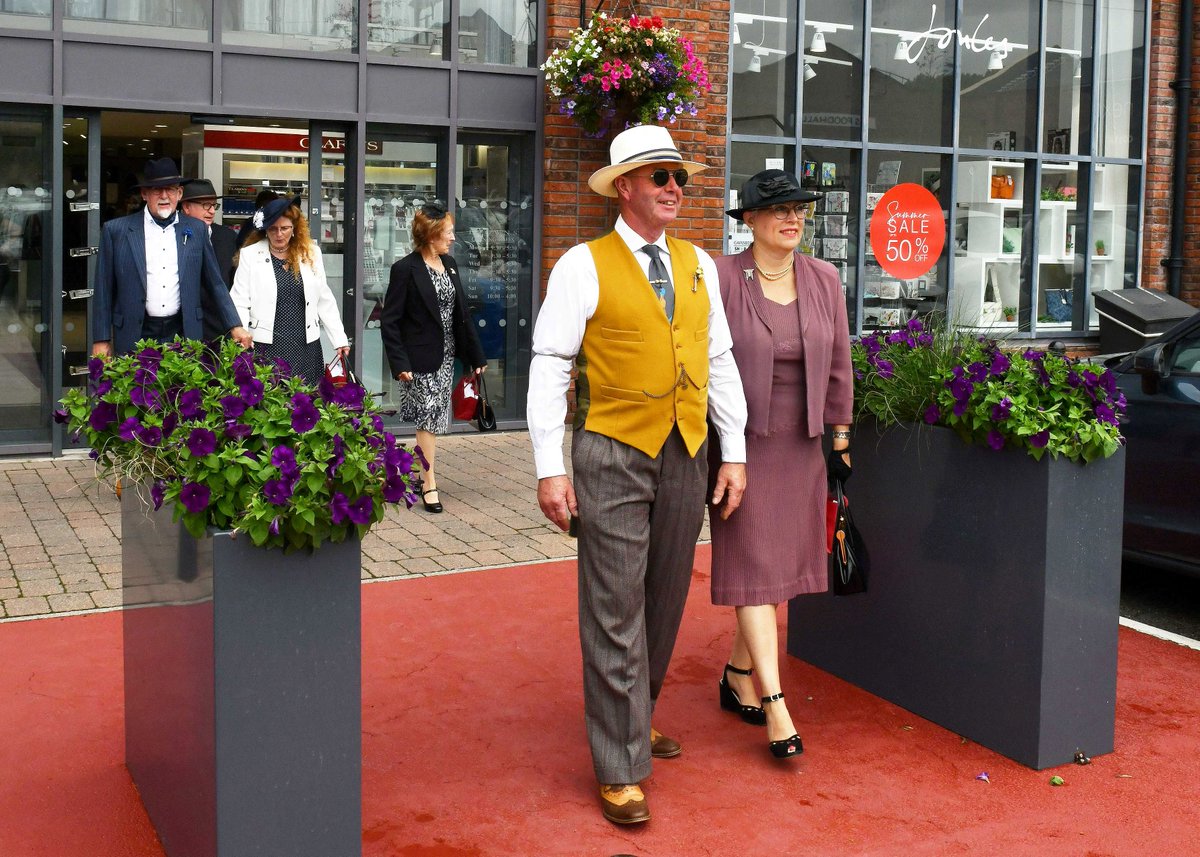 Step back in time with us this weekend and enjoy a unique 1940s-themed picnic event with us here at Marshall’s Yard!
Full details in the press release below 😀👇#gainsborough #lincolnshire #VintageVibes 
marshallsyard.co.uk/news/step-back…