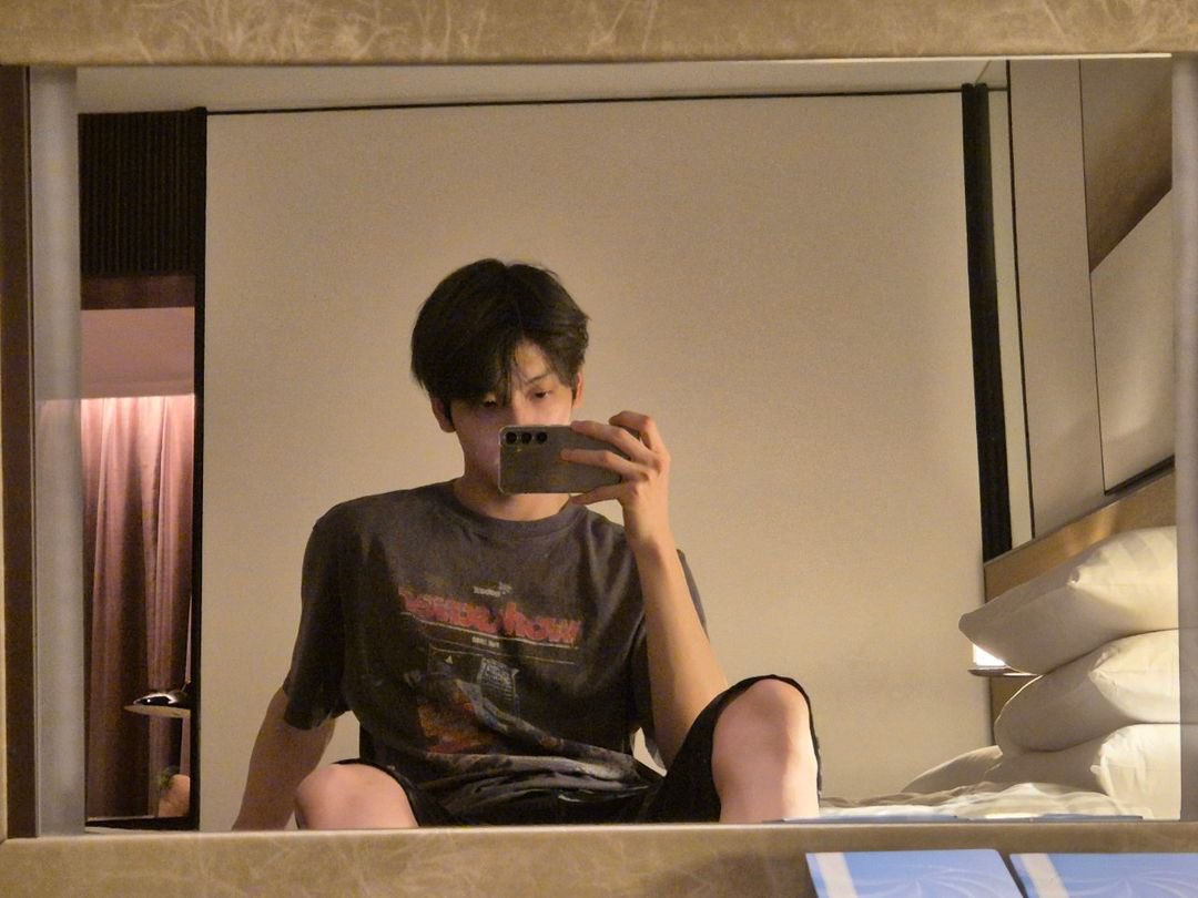 junbin_234's tweet photo. you bottom. https://t.co/VAoYuqVVGl