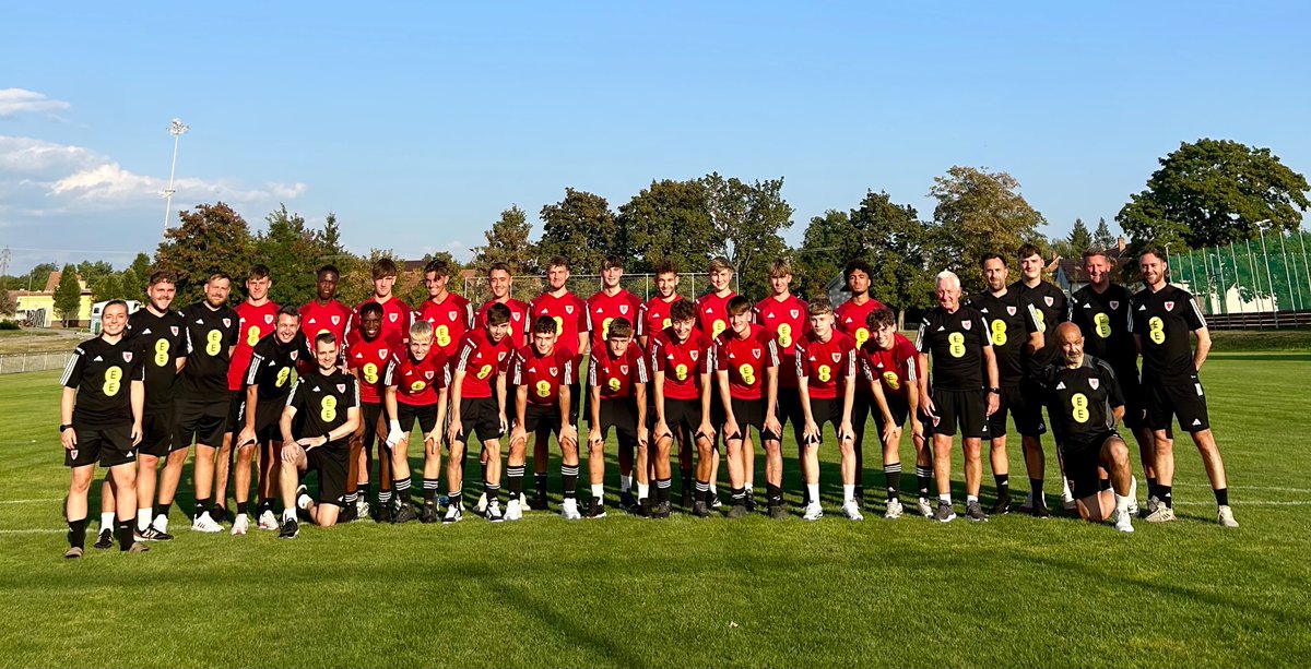 MikeWilliams246's tweet photo. Wales u18. Jezek Cup in Czech Republic. https://t.co/LK0R2zpQ1G