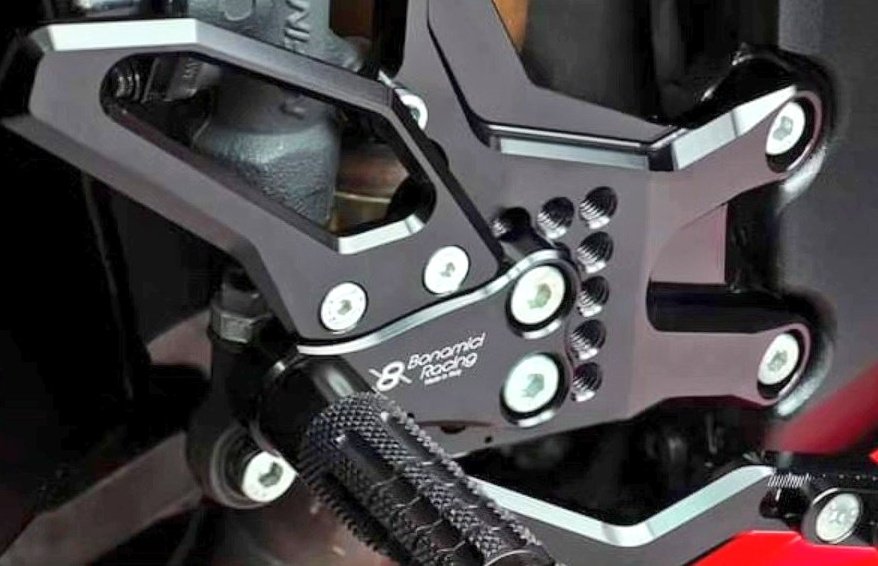 PsdJam's tweet photo. JAM PSDが正規品をお届け
リアルGPスペックブランド
” BonamiciRacing “
(ボナミチレーシングパーツ)
HONDA New CBR600RR 用
レーシングステップ参考動画
サーキット走行用にステップエンド樹脂タイプ(POM)も販売開始
https://t.co/BRox6hnr78
#BonamiciRacing
#ボナミチレーシング
#cbr600rr https://t.co/QhfrHRvUPV