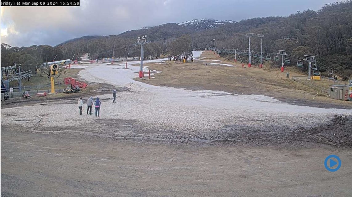 Hey Aussie skiers! Thredbo still has day passes available for spring skiing at A$129
Or you can come to <a href="/myokokogenjapan/">Myoko Kogen Japan 妙高高原</a> for spring skiing! There's still lots of availability in March. Usual March base depth is 2m+ with pow days &amp; day passes for A$65
myokoskiresort.com