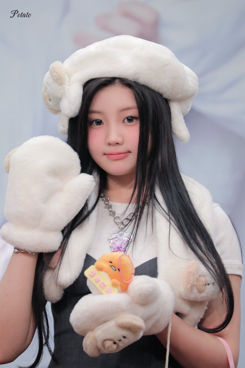 Wonheehappy's tweet photo. 240407👋

#ILLIT #아일릿 #WONHEE #원희 https://t.co/d6T7MB71U7