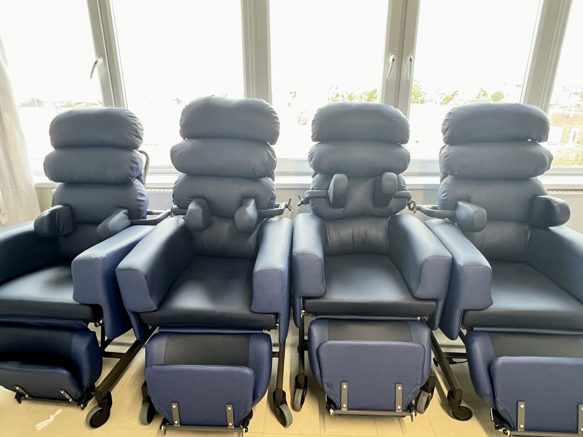 Bay Hospitals Charity (@bayhospitals) on Twitter photo Stroke patients on Ward 6, FGH have just received 4 rehabilitation chairs, funded by <a href="/bayhospitals/">Bay Hospitals Charity</a> at a cost of £1,000 each. These chairs are specific to the needs of stroke patients on the ward and help to enhance their recovery. Please support our cause
bayhospitalscharity.org/donate/donate-… Stroke patients on Ward 6, FGH have just received 4 rehabilitation chairs, funded by <a href="/bayhospitals/">Bay Hospitals Charity</a> at a cost of £1,000 each. These chairs are specific to the needs of stroke patients on the ward and help to enhance their recovery. Please support our cause
bayhospitalscharity.org/donate/donate-…