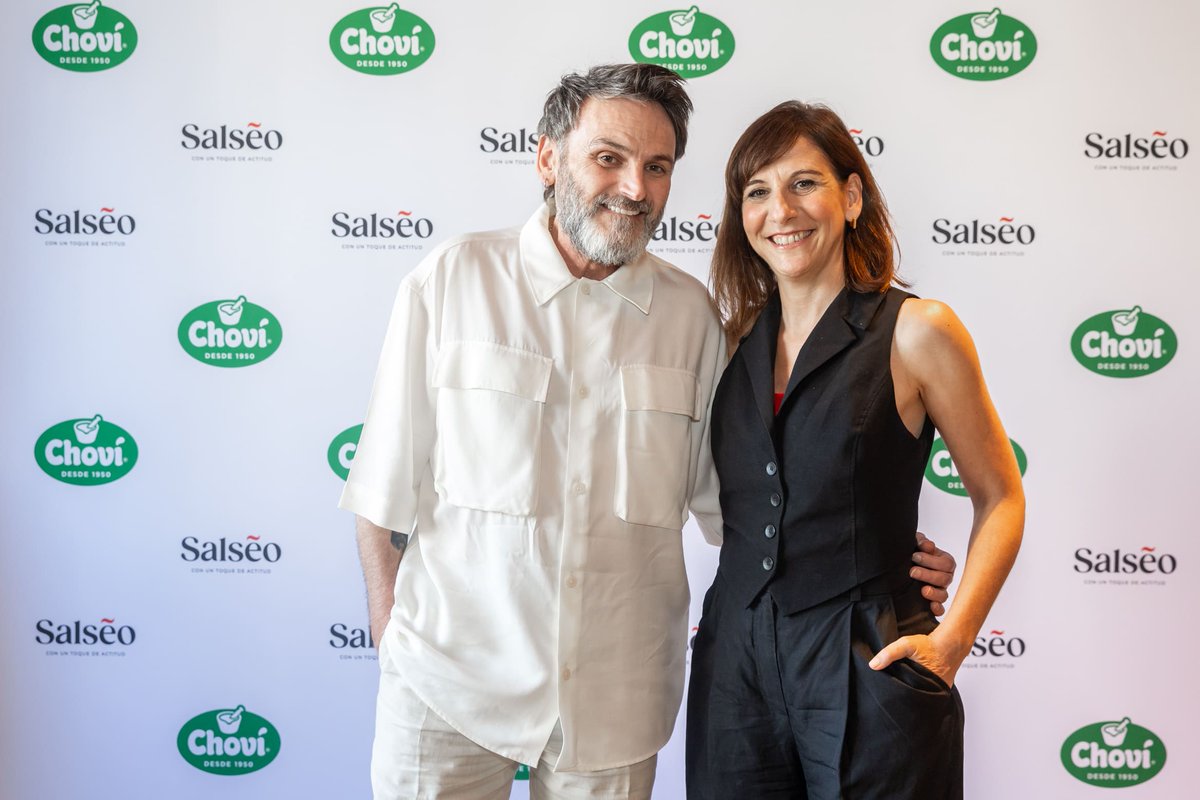 indisa_editorial (@indisaeditorial) on Twitter photo Un 46% de los españoles disfrutan de un buen salseo como diversión, según un estudio de Choví indisa.es/al-dia/n-46-es… <a href="/salsaschovi/">Salsas Choví</a> Un 46% de los españoles disfrutan de un buen salseo como diversión, según un estudio de Choví indisa.es/al-dia/n-46-es… <a href="/salsaschovi/">Salsas Choví</a>