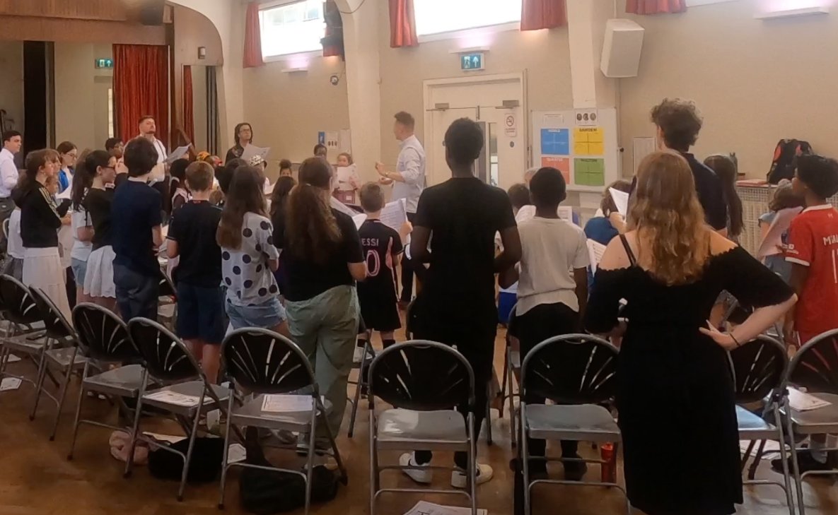 Hackney Choral (@hackneychoral) on Twitter photo It's the start of the new school year and we're back at <a href="/stpaulswesthack/">@stpaulswesthackney</a> We're looking forward to singing some great music and can't wait to get going again. If you know a young person aged 8-18 that likes to sing and wants to join us, then get in touch! hackneychoral.com It's the start of the new school year and we're back at <a href="/stpaulswesthack/">@stpaulswesthackney</a> We're looking forward to singing some great music and can't wait to get going again. If you know a young person aged 8-18 that likes to sing and wants to join us, then get in touch! hackneychoral.com
