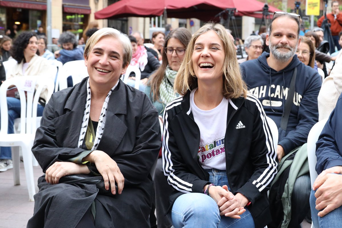 És impossible entendre la història d'aquest país en l'última dècada sense parlar de l'Ada Colau.

Gràcies per haver-te deixat la pell per Barcelona i per haver-la transformat en una ciutat més justa, diversa, verda... Ens seguim trobant en aquesta nova etapa per fer front als