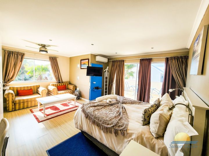A bright and sunny room with an ensuite bathroom!
+27 (0) 21 551 6756
info@sunsetdecks.co.za
sunsetdecks.co.za.
#sunset #sunsetbeach #sunsetdecks #guesthouse #accommodation #semiselfcatering #kitesurfing #kitersurfing❤️ #kitesurfer #kitesurferaccommodation