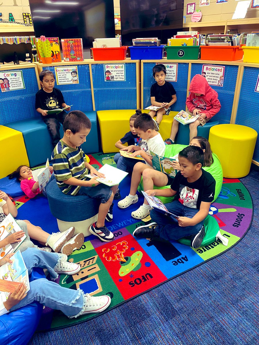 Vero 💜 Librarian 📚 tweet media