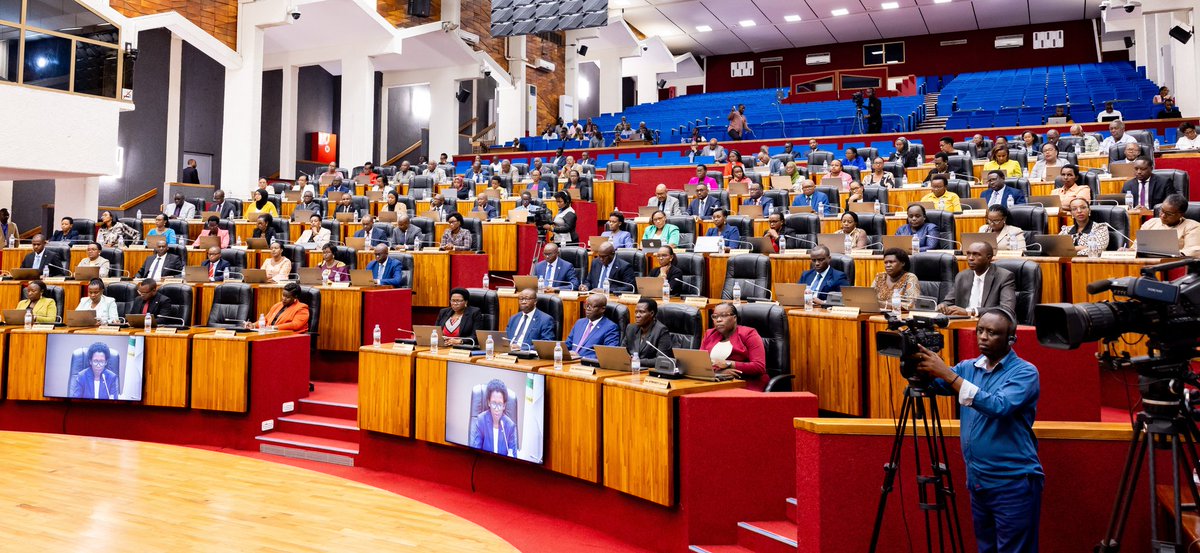 PrimatureRwanda's tweet photo. Today, PM Dr. Ngirente unveiled the 5-year Government Programme/the 2nd National Strategy for Transformation (NST2: 2024-2029), to Parliament. https://t.co/Dq4WeyABqg