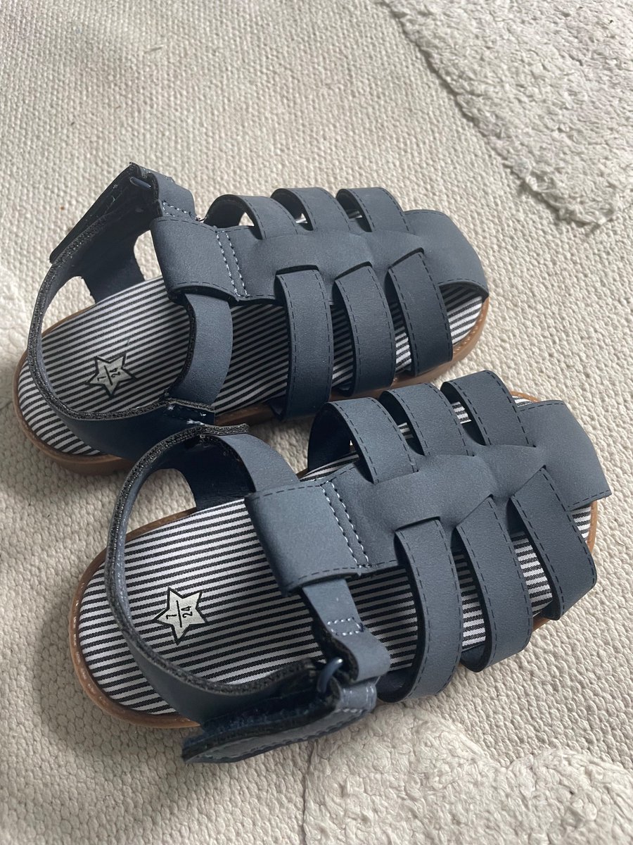 pearlofjersey's tweet photo. All the shoes I bought for my son for the summer that he didn’t wear 🫠 two year olds are not real people! https://t.co/lZMPS6TOGw