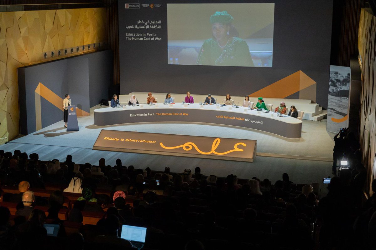 holaqatar92's tweet photo. 🌍✨ Hoy se celebró el 5to Día Internacional para Proteger la Educación de Ataques, un evento impulsado por la Fundación Education Above All y liderado por Su Alteza Sheikha Moza bint Nasser #RiseUp #UniteToProtect #educationaboveall #qatar #education #sheikamoza #educacion https://t.co/lzeo39gtW1