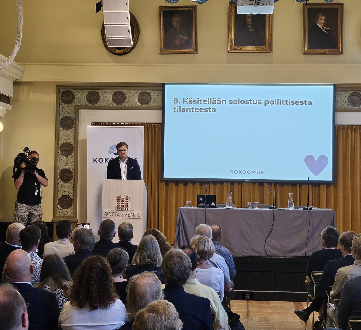 Helsingin Kokoomuksen piirikokous on juuri valinnut Daniel Sazonovin yksimielisesti Helsingin pormestariehdokkaaksi vuoden 2025 kuntavaaleissa. Samalla piirikokous nimesi allekirjoittaneen ja 55 muuta kuntavaaliehdokkaaksi. Kiitos luottamuksesta ja työ jatkuu kohti kuntavaaleja.