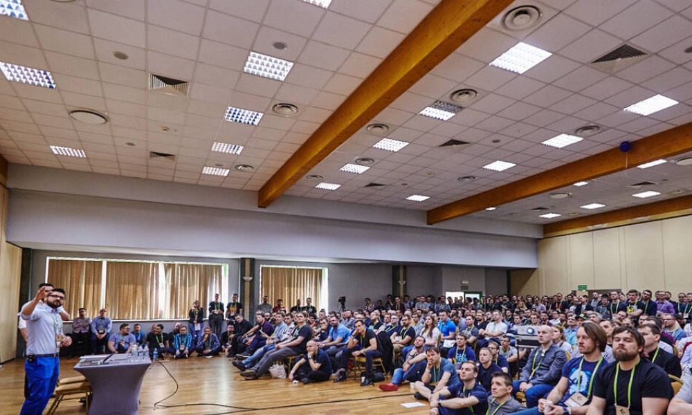 osnewspl's tweet photo. 💥 KOD RABATOWY na tegoroczną serię 4Developers: przy zamówieniu wpisz OSNEWS10

Tym razem w 3 miastach: Katowice, Wrocław i Łódź.

https://t.co/9kpmJhlnfo

#konferencja #4developers #java #programowanie #promocja https://t.co/jKsHICRG4N