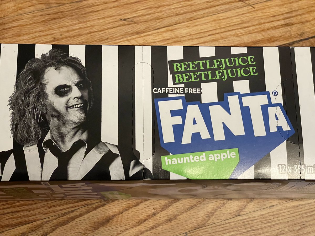 adamundefined's tweet image. This Beetlejuice apple Fanta better actually be haunted. #TruthInAdvertising