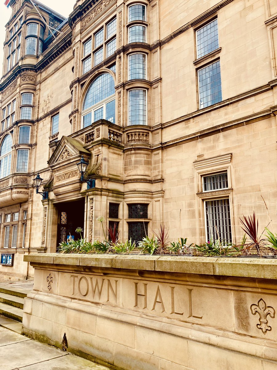 Frances_Marshal's tweet photo. Brilliant thing about #LocalGov? Generosity of people who share their learning&amp;support others through Peer Challenge. 

Thanks @MyWakefield for hosting l&amp;d event&amp;officers from across Yorkshire &amp; Humber for volunteering to do so.🙏

Want to get involved?👇
https://t.co/kJC8hky1NB https://t.co/JIlZUtDX7X