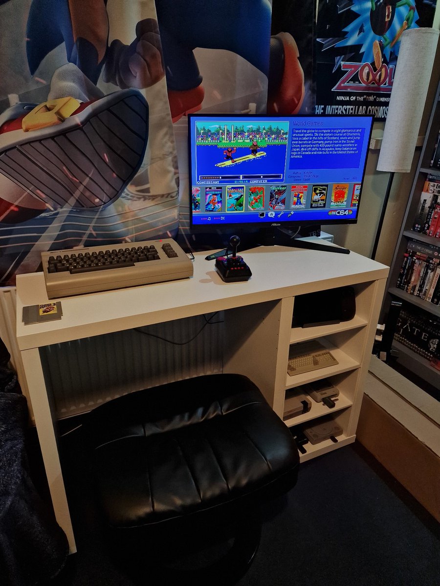 GamersPardise's tweet image. Might actually get some game time in the games room tonight. 

C64 maxi is setup. More bookcases and more sorting out tomorrow

But happy with how it's coming along

#gamesroom #RETROGAMING #C64 #GamersUnite #retrogamer