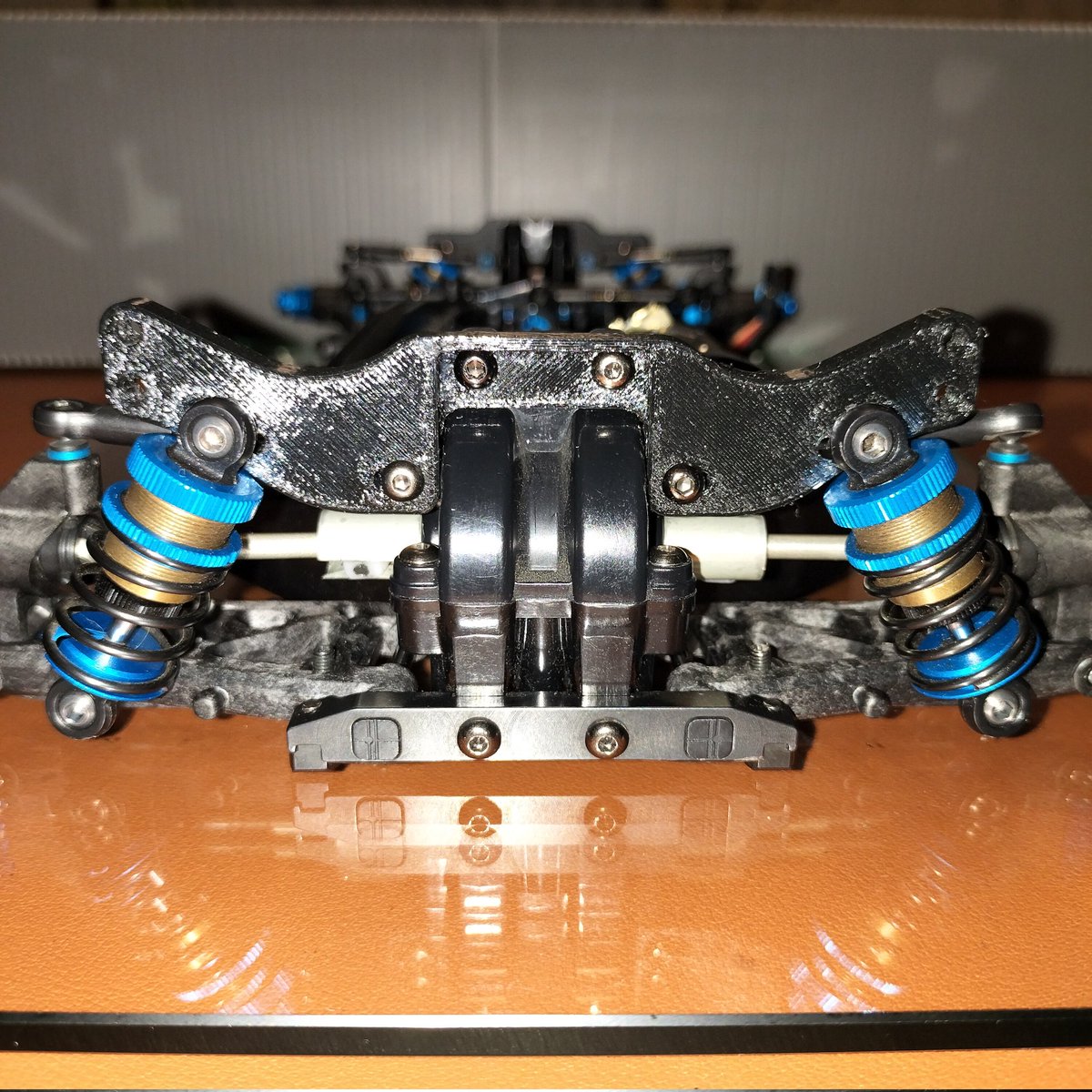 rcteam_bathtub's tweet image. 【週間スーパーTT02を作る②】
カーボン板削る前に3Dプリンタでダンパーストロークとリバウンド確認。まあまあ良さげ。
#USBB
#TRF421
#TT02