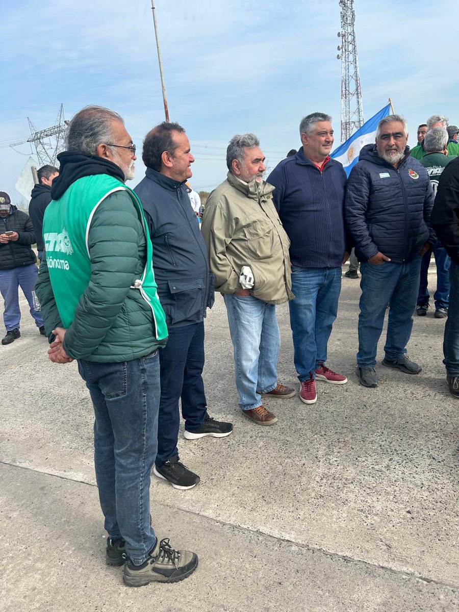 soleaalonso's tweet image. Repudio total a los #despidos en #ATUCHA. 
No podemos permitir que sigan destruyendo empleos y derechos conquistados con lucha. 

Esto no es un ataque a ellos, es un ataque a toda la clase trabajadora. 

Toda nuestra solidaridad con los compañeros.
@caortega64