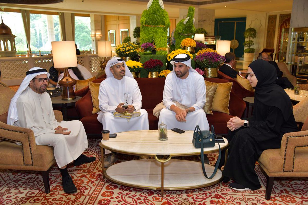 ahkhoory's tweet photo. برئاسة معالي الدكتور علي النعيمي و بحضور مجموعة من الوفد البرلماني الإماراتي سُعدت بزيارة الجمهورية #الهندية واللقاء مع رئيس البرلمان الهندي. هذه اللقاءات بمثابة منصة لتبادل الأفكار واستعراض سُبُل تعزيز التعاون البرلماني بما يساهم في بناء شراكة سياسية واقتصادية فعالة. https://t.co/ZjXoV6gcII