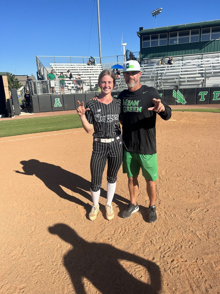 Peyton Lindstrom 2027 (@peytonlindstrom) on Twitter photo Had a great time at the <a href="/MeanGreenSB/">UNT Softball</a> camp!! Thank you to <a href="/RodneyDeLong/">Rodney DeLong</a> , <a href="/CoachJayGwyn/">Assistant Softball Coach, MIZZOU</a> for the great info as well as the rest of the staff for putting on a great camp! So exited to come back in the future!!
<a href="/SluggersBurt/">Louisville Lady Sluggers Huecker M/B</a> <a href="/kinleyrose20/">Kinley Ruder</a> Had a great time at the <a href="/MeanGreenSB/">UNT Softball</a> camp!! Thank you to <a href="/RodneyDeLong/">Rodney DeLong</a> , <a href="/CoachJayGwyn/">Assistant Softball Coach, MIZZOU</a> for the great info as well as the rest of the staff for putting on a great camp! So exited to come back in the future!!
<a href="/SluggersBurt/">Louisville Lady Sluggers Huecker M/B</a> <a href="/kinleyrose20/">Kinley Ruder</a>