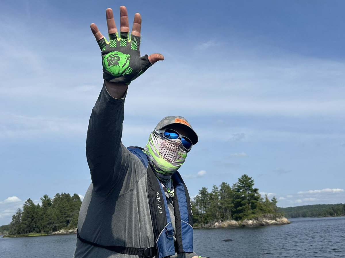 brobull's tweet image. Believe it or not we have 13 more days of Summer / Another 80 Degree Day here in Minnesota/  Wear Your Fish Monkey Gloves &amp;amp; Facemasks (  Many Clear Blue Skies, Bright Sunny Days ahead)Happy Fish Monkey Mondays #catchthemonkey #protectyourskin #fishing #enjoyingtheoutdoors