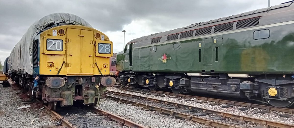 A major milestone was achieved over the weekend with the ongoing repairs to get 40 135 back in good health. The power unit has been removed ready for the next stage of having the crankshaft swapped. Thanks to the CFPS volunteers and the ELR for all the hard work.