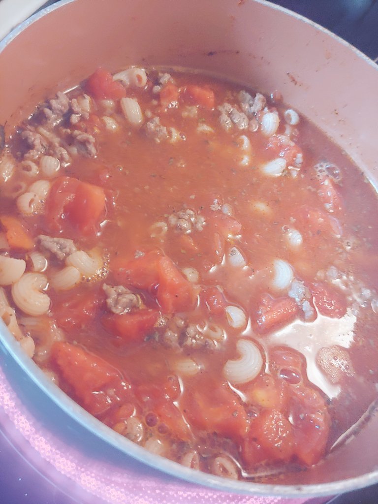 The another nights dinner cooking. Hamburger macaroni and tomatoes #glutenfree