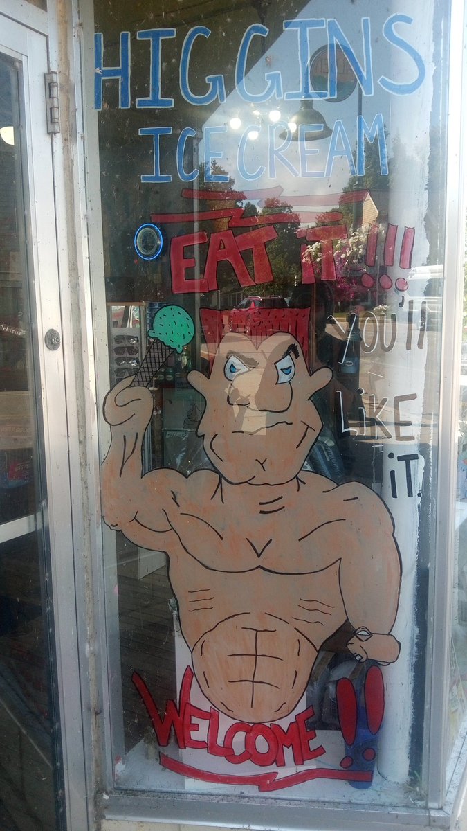 Bravo_Enigma's tweet image. Higgins Ice Cream a Alden Michigan tradition, located on Torch Lake.