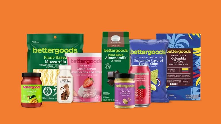 witzshared's tweet photo. Private labels are usually co-packed by a brand name. -- How grocers have #leaned into #private label throughout 2024 https://t.co/8HWQAGOYgj https://t.co/Xt0H9y2Y9Z