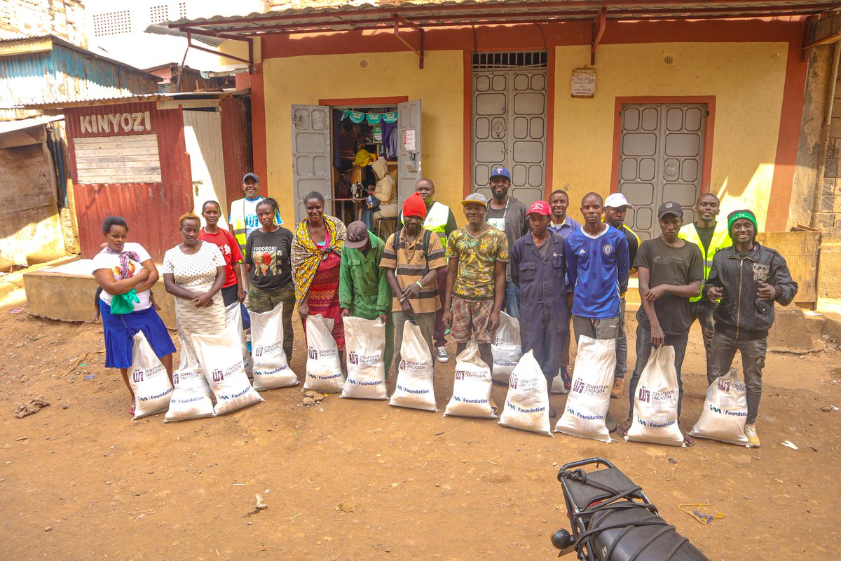JJFoundationKE's tweet image. 🌟 Community Spotlight! 🌟
Thrilled to share the Jenga Jirani Initiative&apos;s success with @IMFoundationKE  We provided two weeks of essential food to Baba Dogo families hit by floods. Your support made a huge impact!

Let’s keep giving! 💪💙

#JengaJirani #HelpYourNeighbour