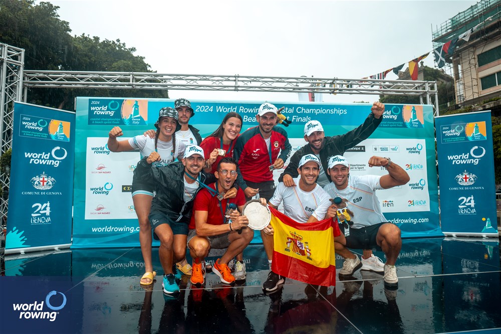 fed_esp_remo's tweet photo. 🌍MUNDIAL REMO DE MAR: ORO, PLATA Y LIDERATO

🥇 @RCLabradores 
🥈 Club de Remo Guadalquivir 1986
🏆 Federación Española de Remo

🔗 https://t.co/PGAJomCoJa

#RemoEsp #RemoMar #CoastalRowing @Worldrowing_AC https://t.co/2ewHdgYeHF