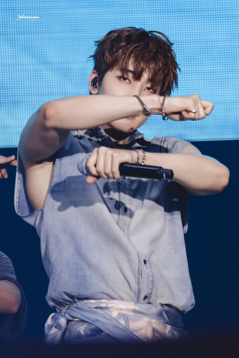 SEVENTEEN - ヨンア　ウォヌ GXCAmnwX0AArJmB.jpg