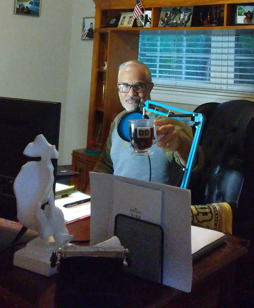 Michael63866990's tweet image. You know what time it is. Coffee Time, that&apos;s right!

Have a great day, and Don&apos;t forget your coffee.

#trending #CoffeeTime #Blogtalkradio #author #michaelsanchez
sb.blogtalkradio.com/host/studio.as…