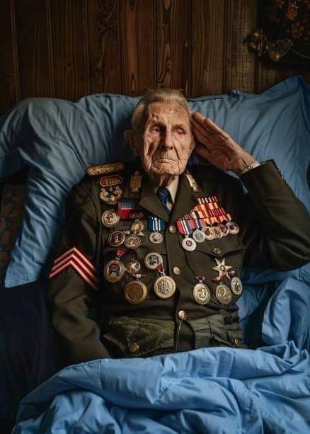 native_history_'s tweet photo. Happy 107th birthday Navajo Code Talker John Kinsel, Sr. Thank you for your service. https://t.co/BliOXaIS02